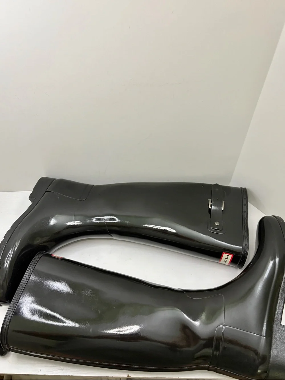 Hunter Women's Original Tall Gloss Rain Boots Black Size 7